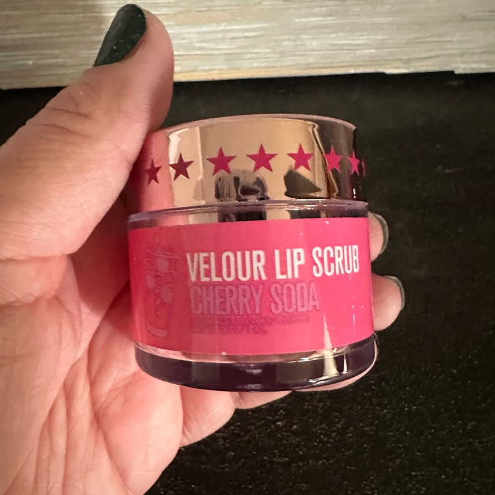 JSC Lip scrub